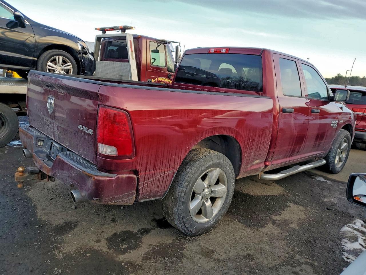 2019 Ram 1500 Classic Tradesman - Image 3