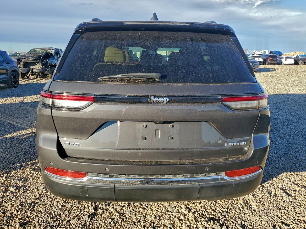 2023 Jeep Grand Cherokee Limited - Image 6