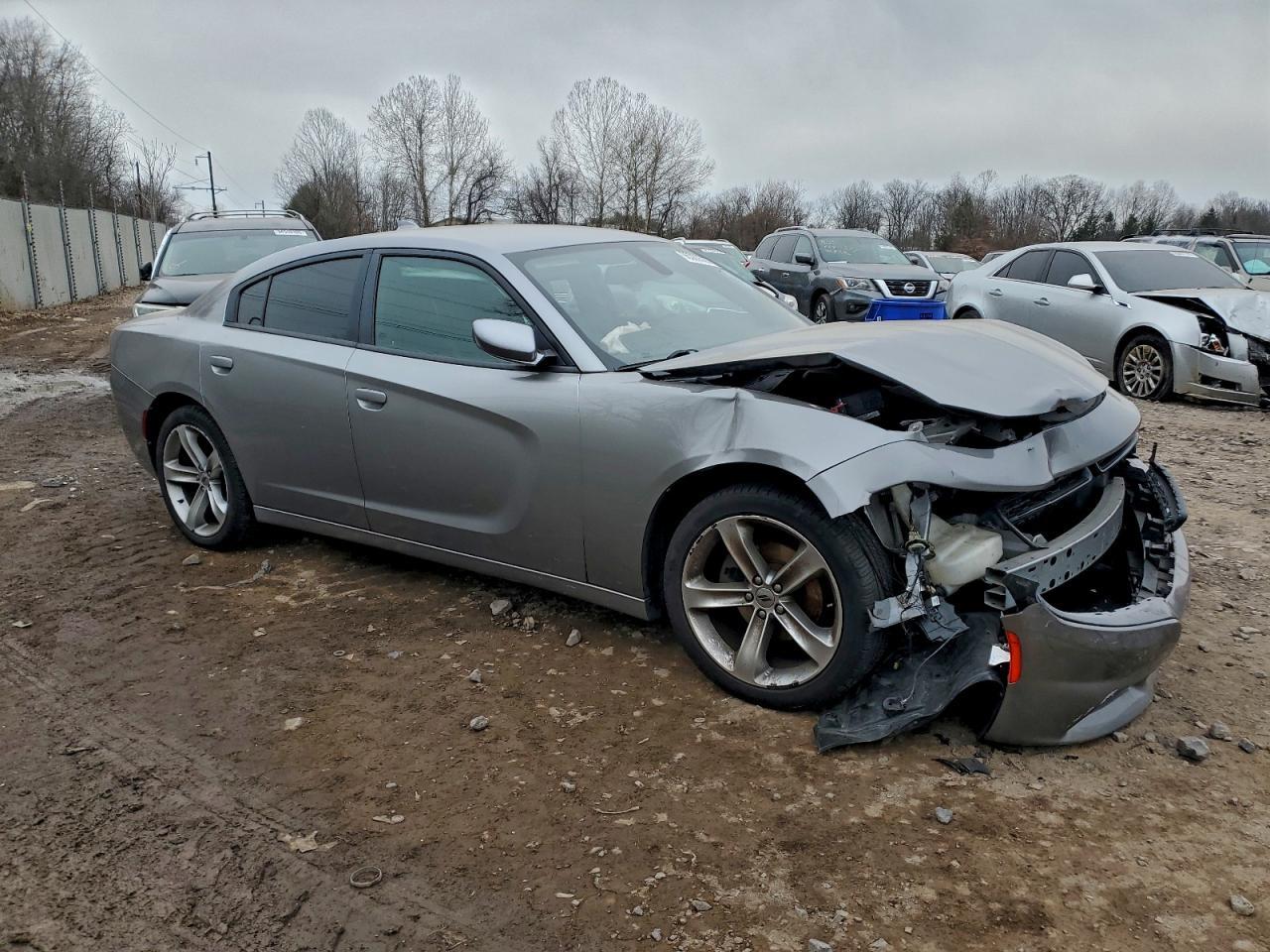 2017 Dodge Charger Sxt - Фото 4