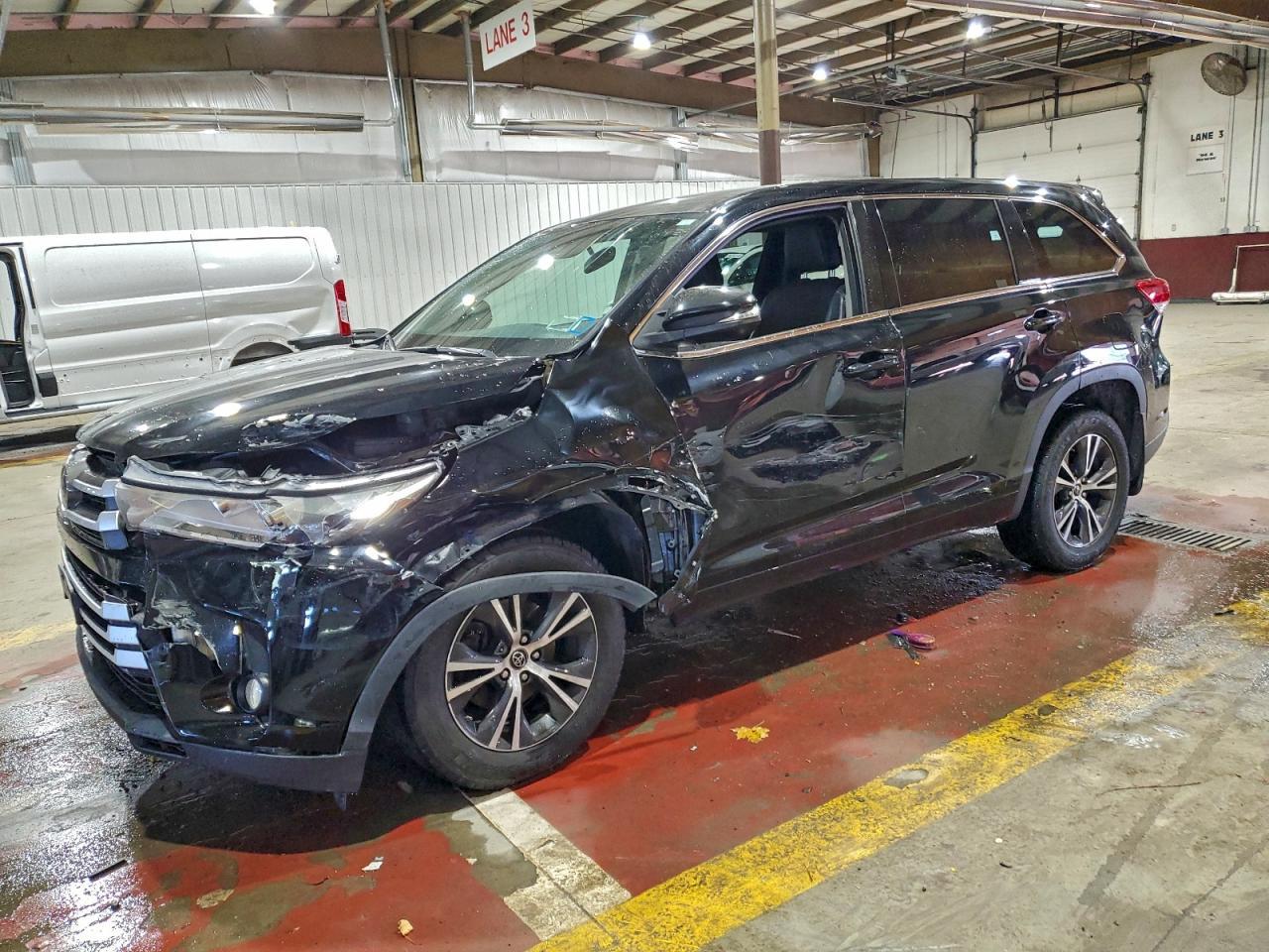 2017 Toyota Highlander Le Plus