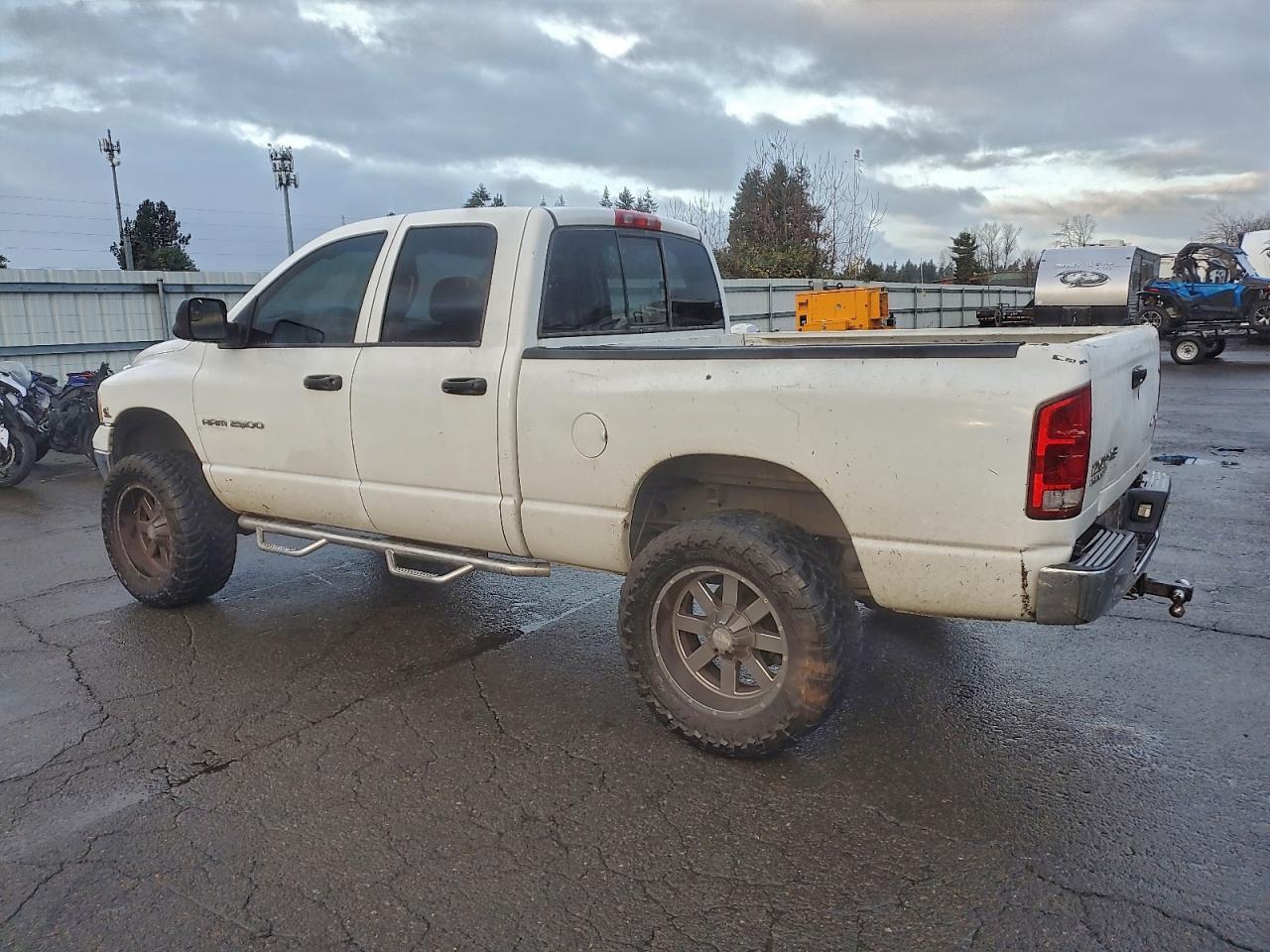2004 Dodge Ram 2500 St - Image 2
