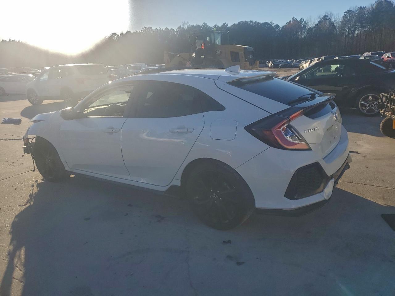 2018 Honda Civic Sport Touring - Фото 2