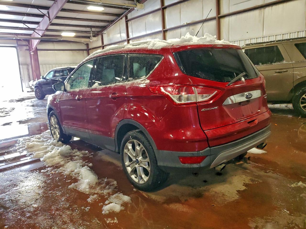 2014 Ford Escape Titanium - Фото 2
