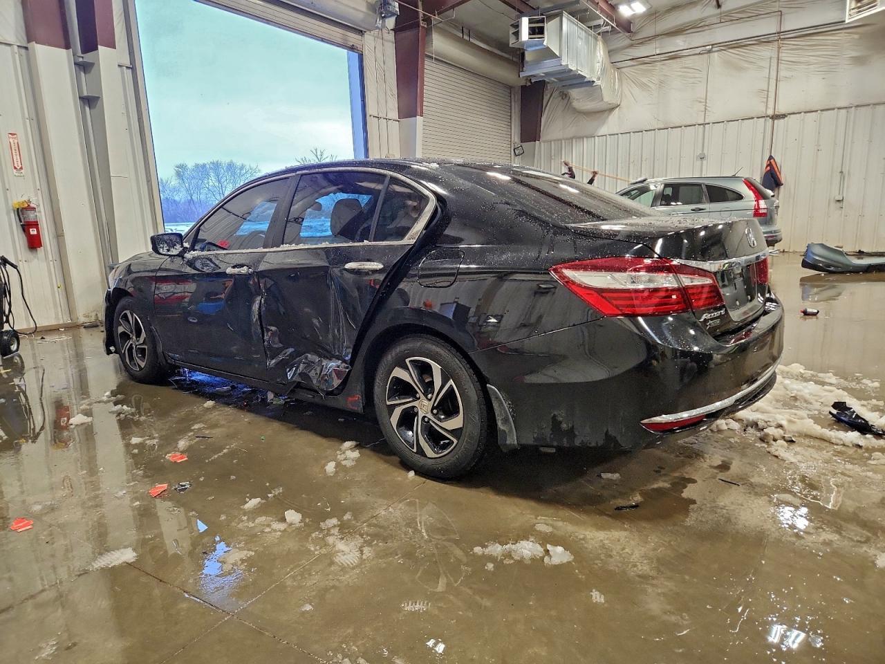 2016 Honda Accord Lx - Фото 2