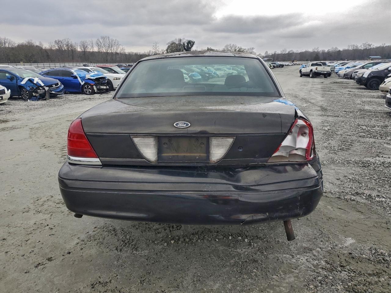 2003 Ford Crown Victoria Police Interceptor - Фото 6