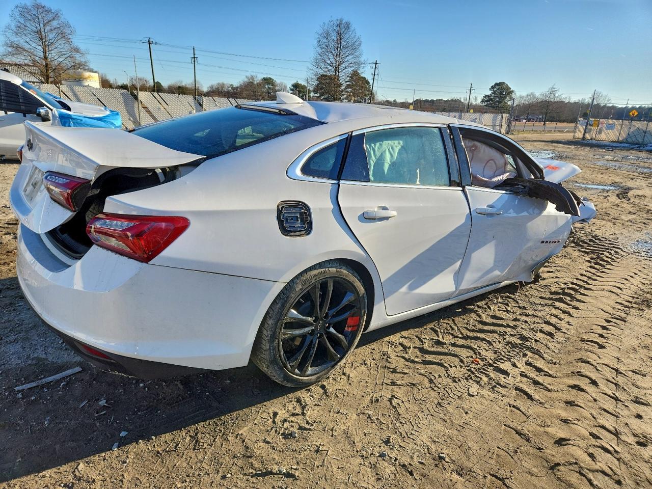 2020 Chevrolet Malibu Lt - Image 3