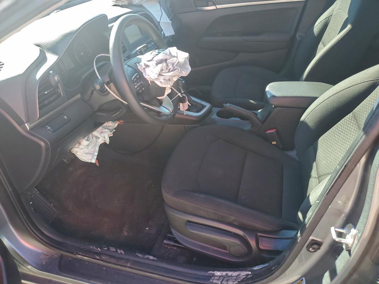 2019 Hyundai Elantra Se - Фото 7