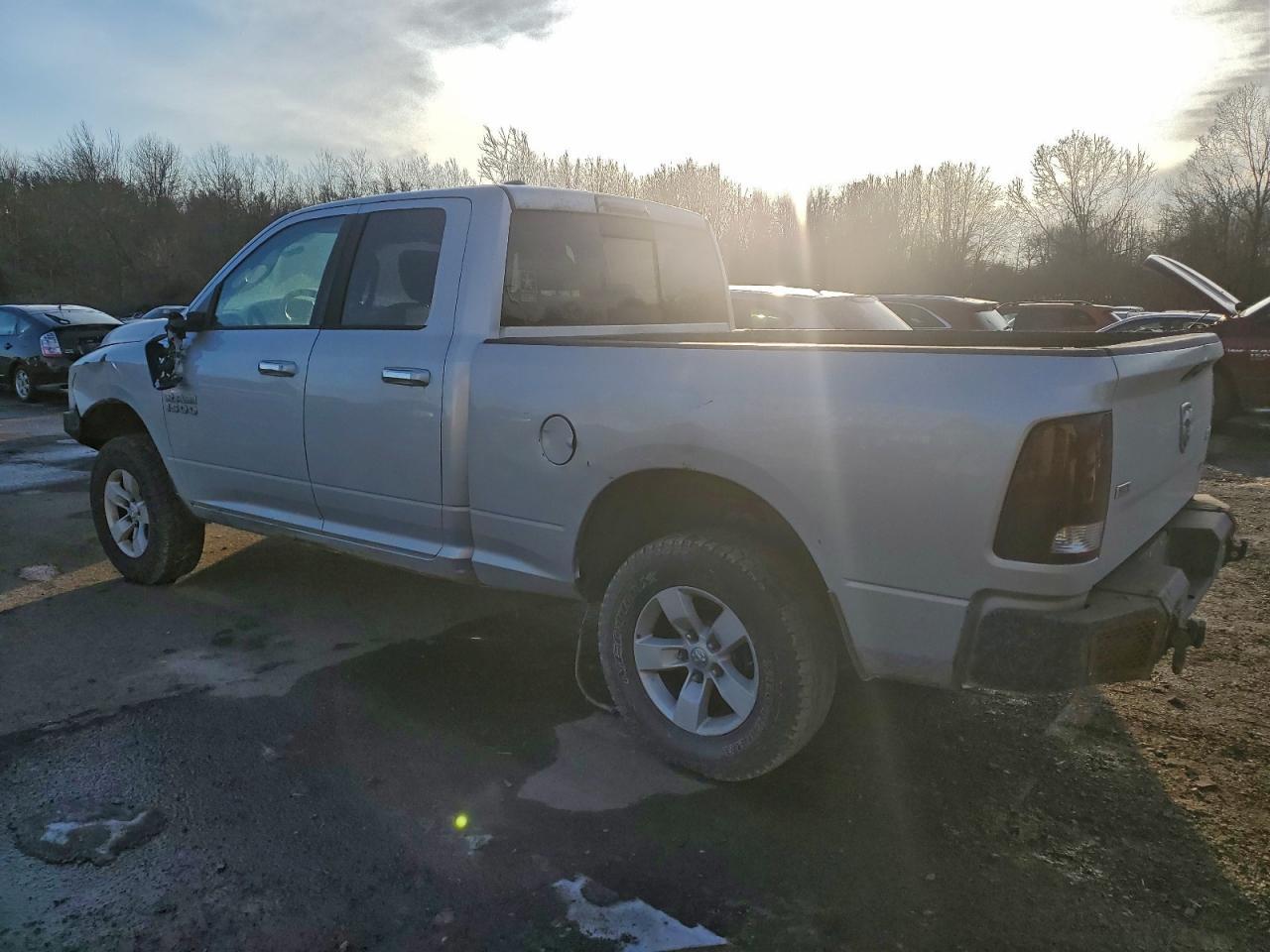 2017 Ram 1500 Slt - Image 2