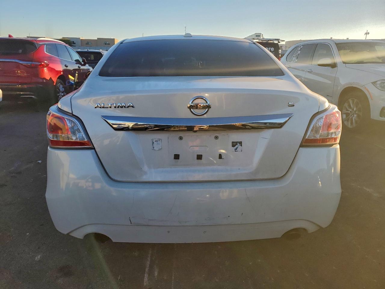 2015 Nissan Altima 2.5 - Image 6