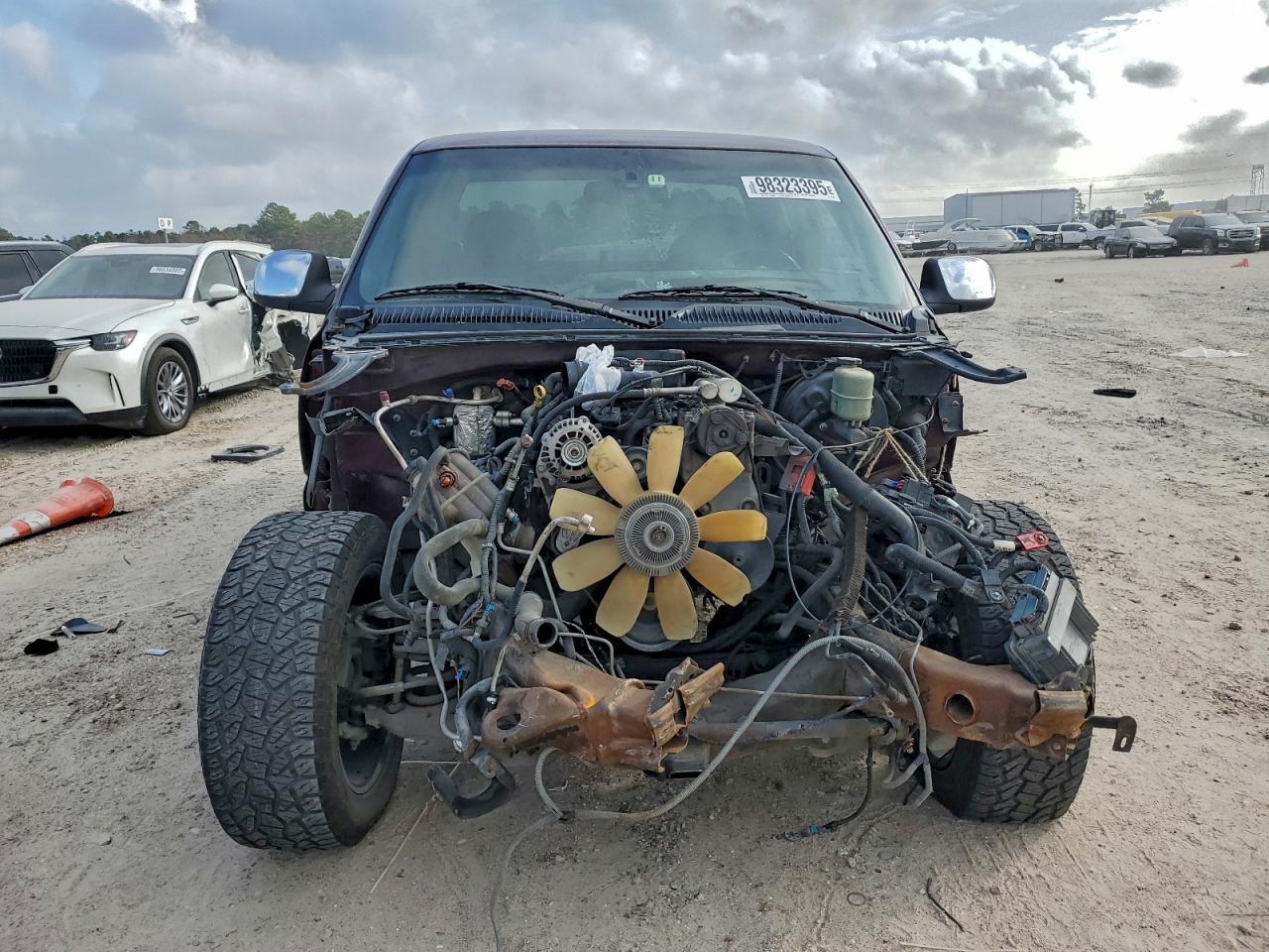 2002 GMC New Sierra C1500 - Фото 5