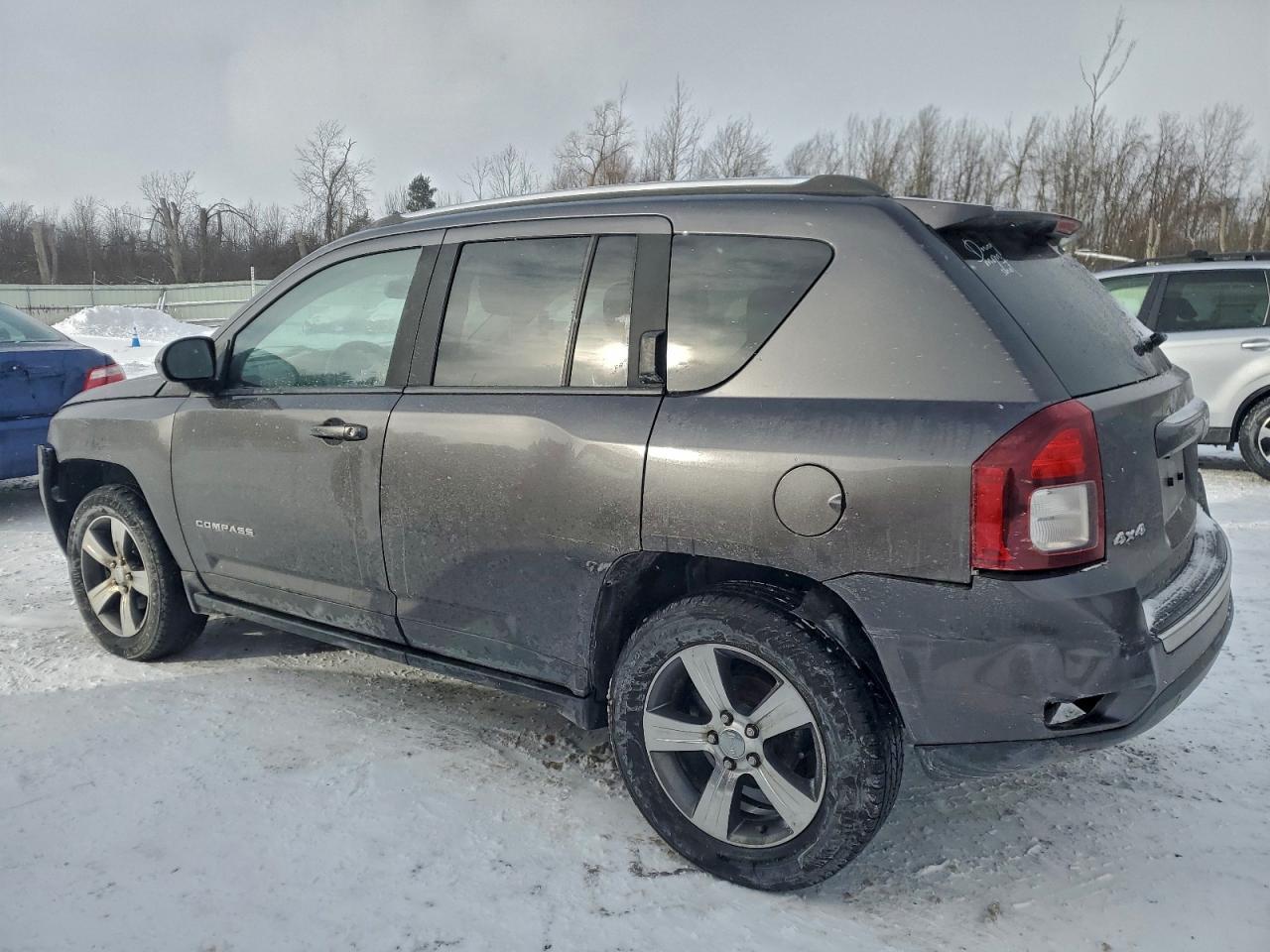 2016 Jeep Compass Latitude - Фото 2