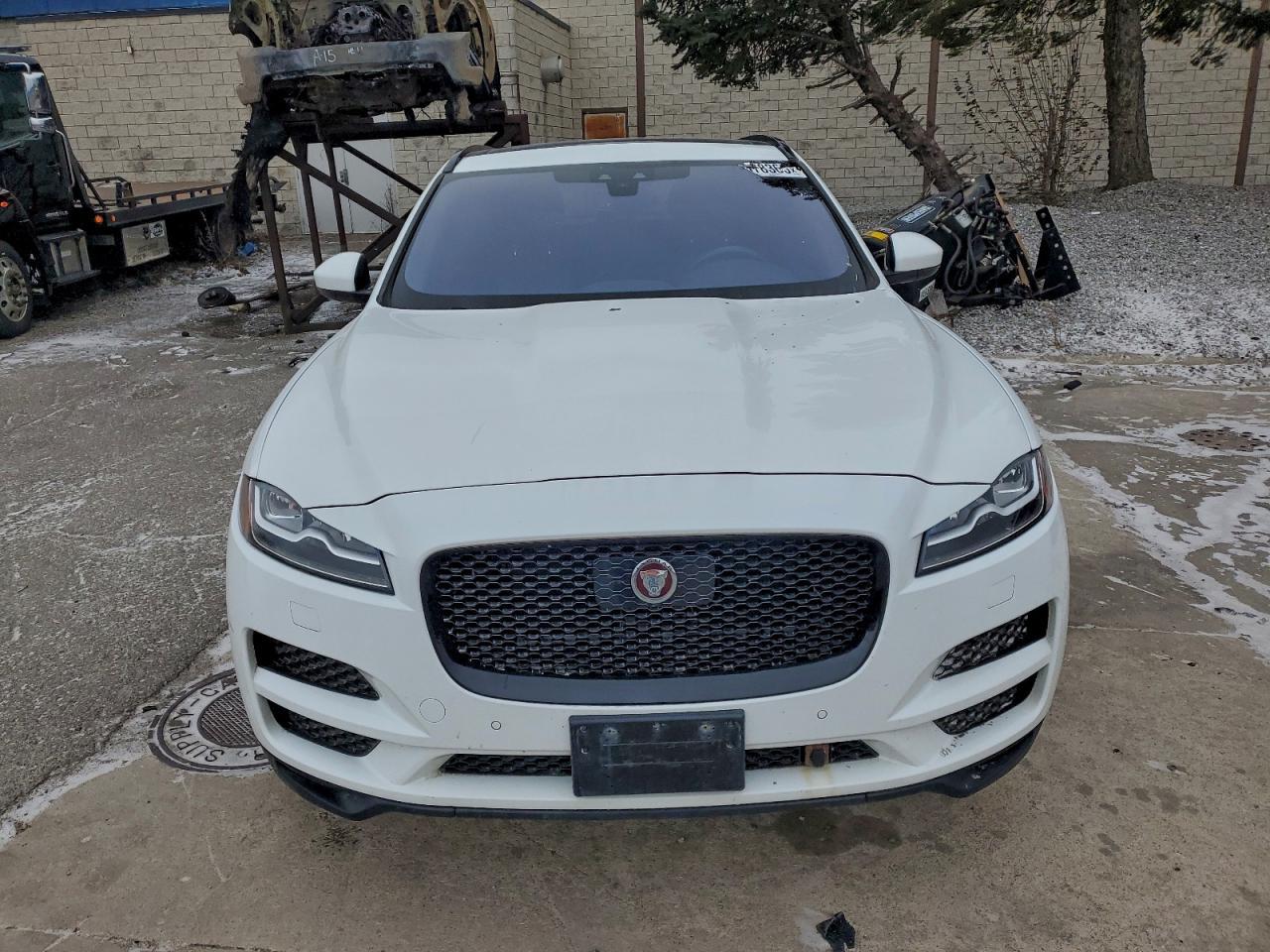 2019 Jaguar F-Pace Prestige - Image 5