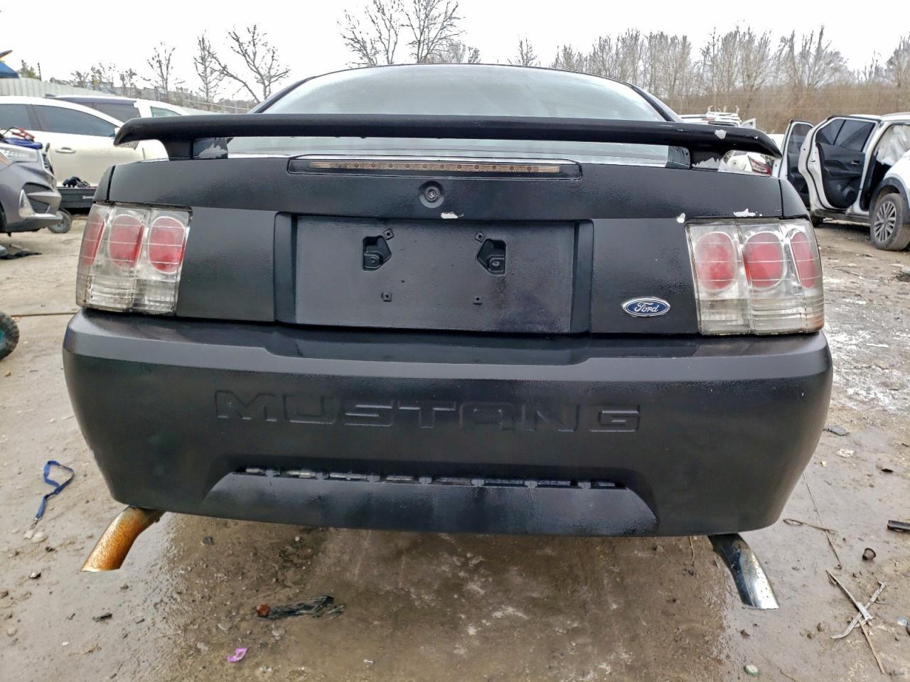 2002 Ford Mustang - Image 6