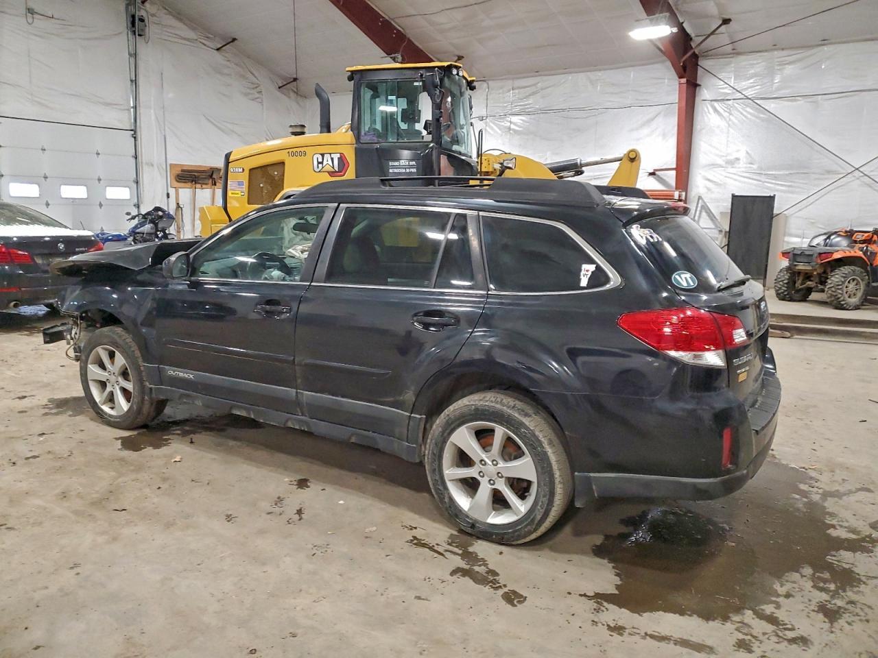 2013 Subaru Outback 2.5I Premium - Image 2