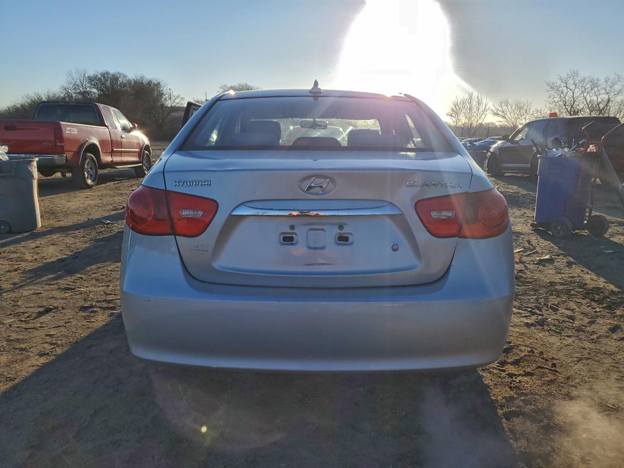 2010 Hyundai Elantra Blue - Фото 6