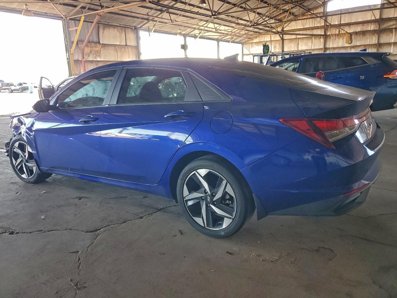2023 Hyundai Elantra Sel - Image 2