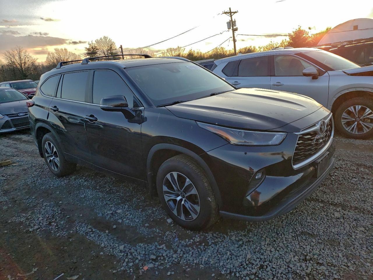 2024 Toyota Highlander Le - Фото 4
