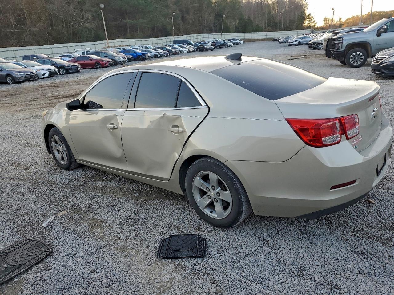 2015 Chevrolet Malibu Ls - Image 2