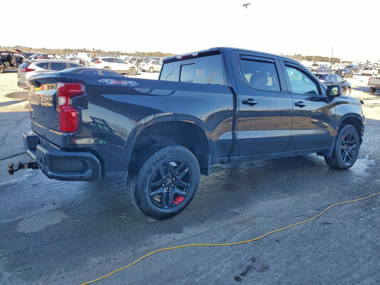 2021 Chevrolet Silverado K1500 Rst - Фото 3