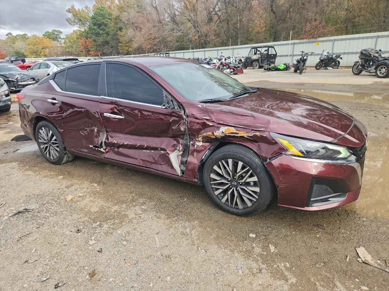 2025 Nissan Altima Sv - Image 4