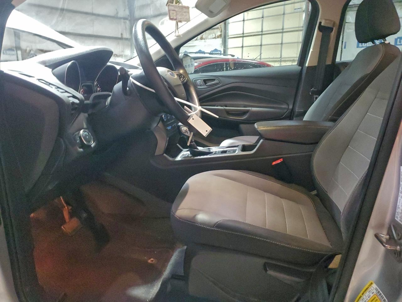 2017 Ford Escape S - Фото 7