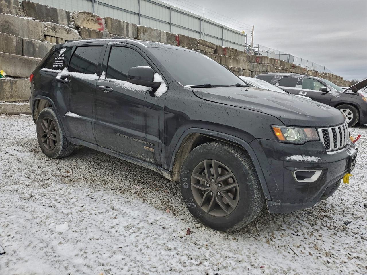 2016 Jeep Grand Cherokee Laredo - Фото 4