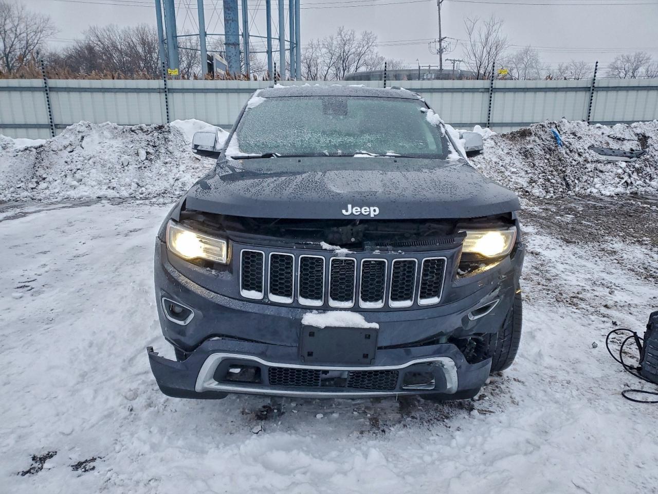 2014 Jeep Grand Cherokee Overland - Image 5