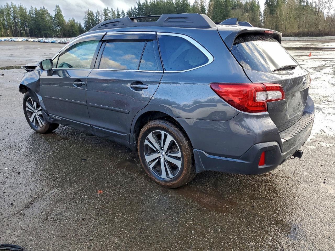 2018 Subaru Outback 2.5I Limited - Image 2