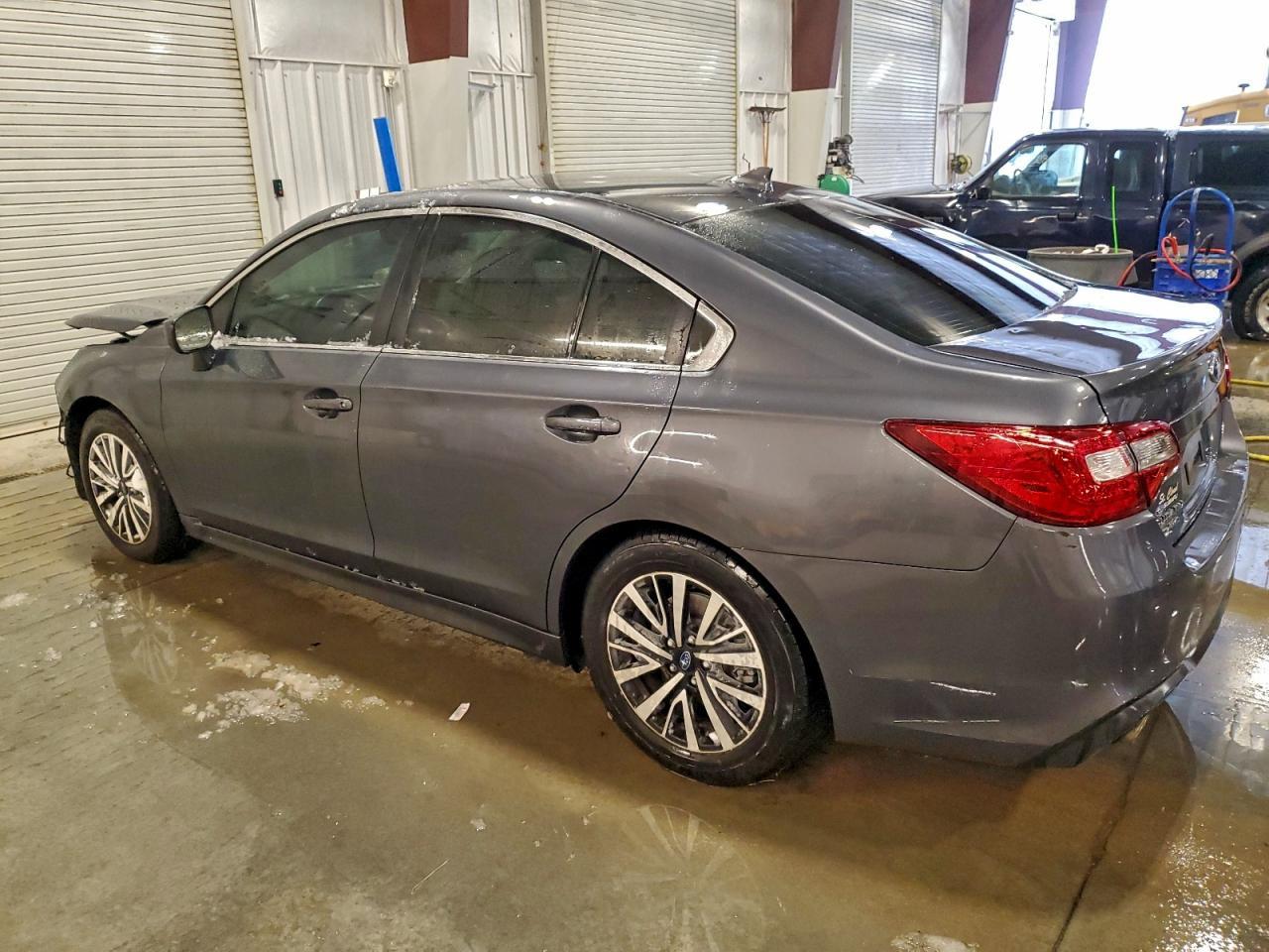 2018 Subaru Legacy 2.5I Premium - Image 2
