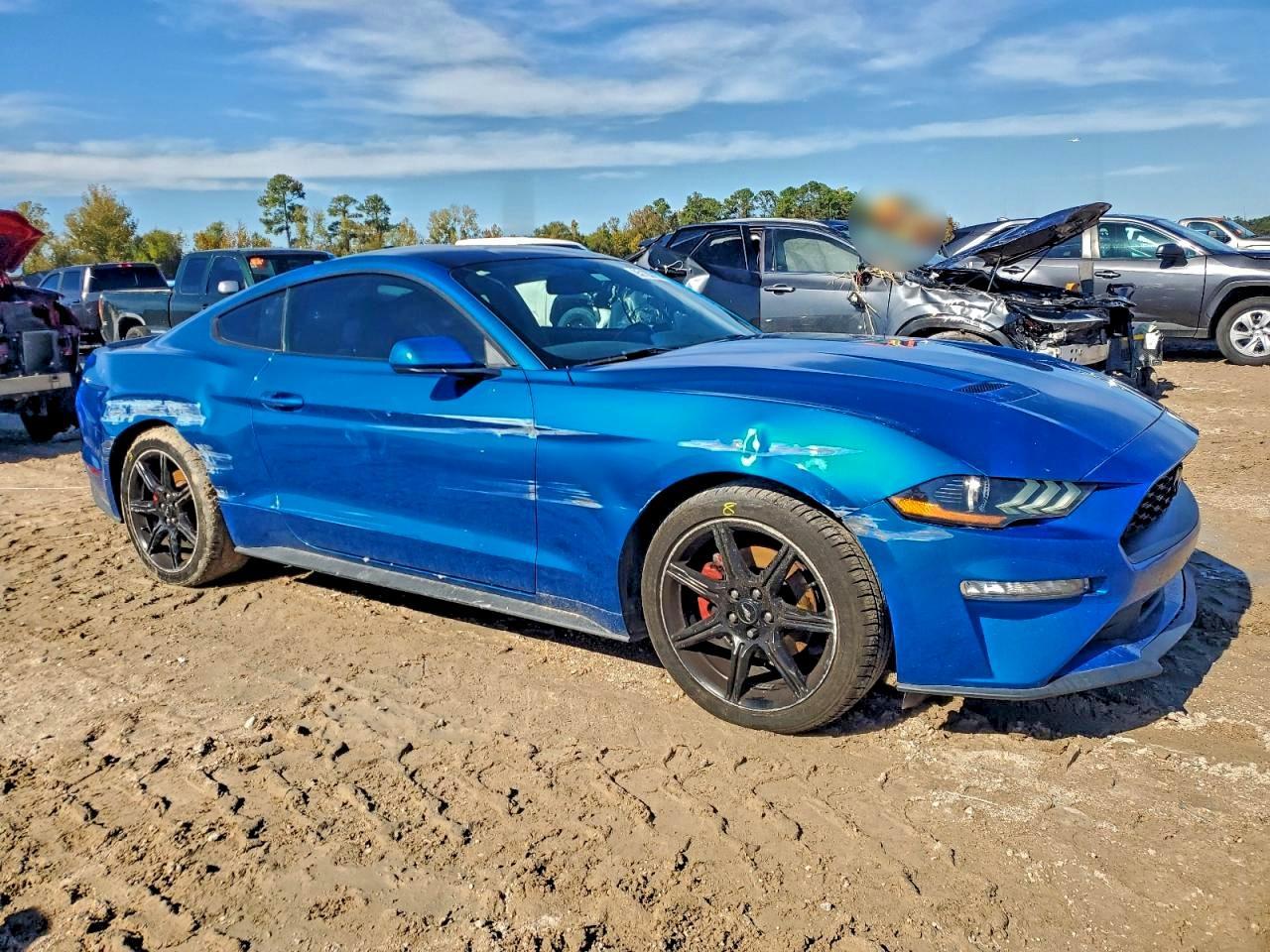 2020 Ford Mustang - Image 4