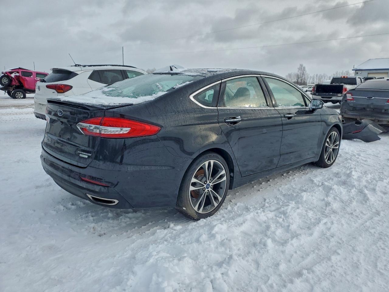 2020 Ford Fusion Titanium - Image 3