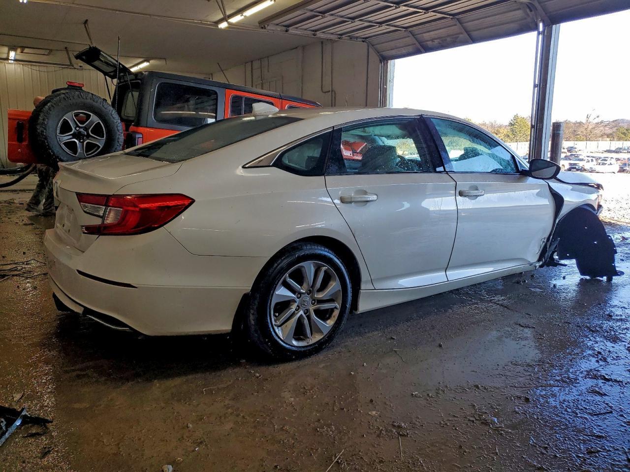 2020 Honda Accord Lx - Фото 3