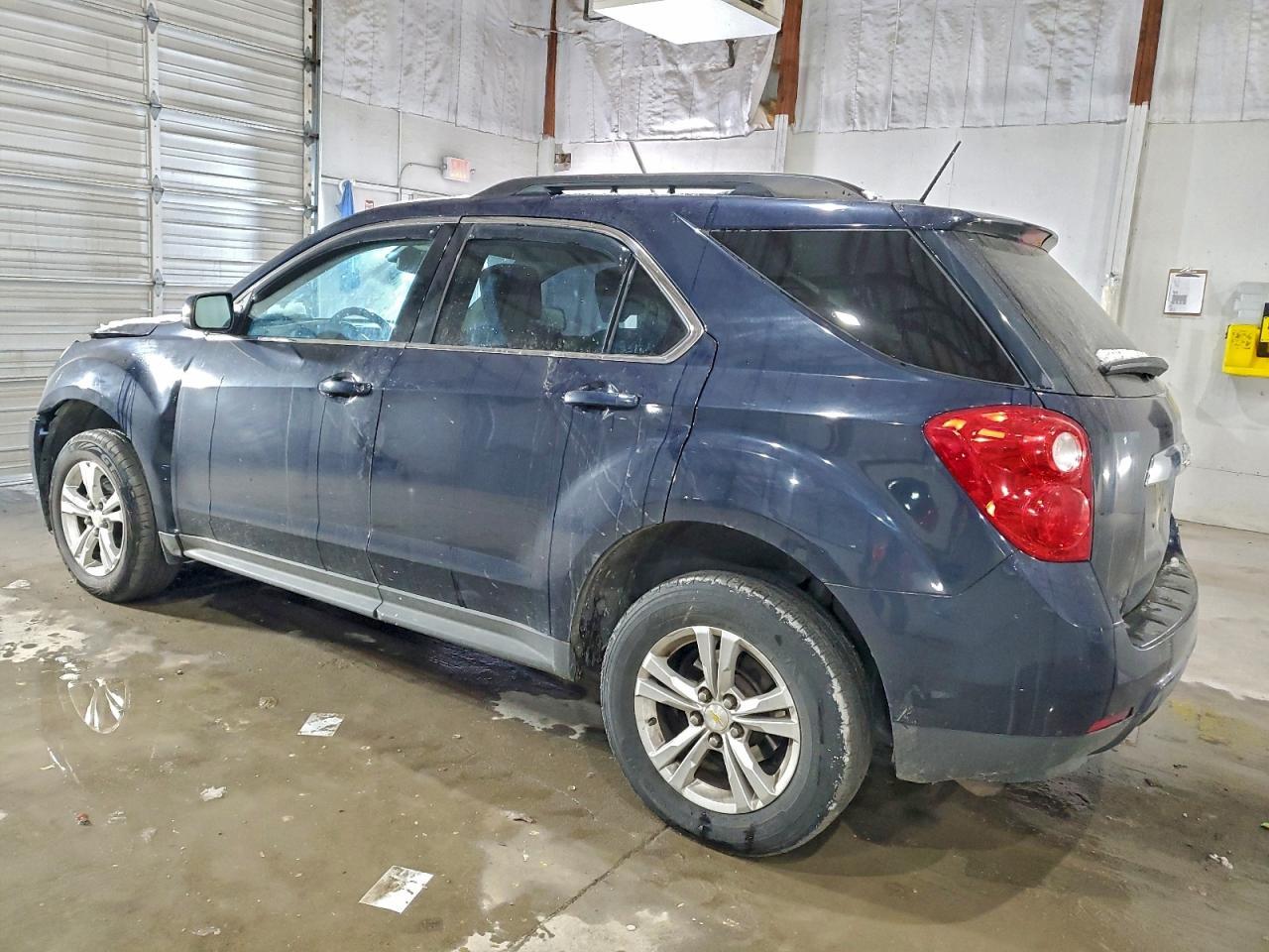 2015 Chevrolet Equinox Lt - Image 2