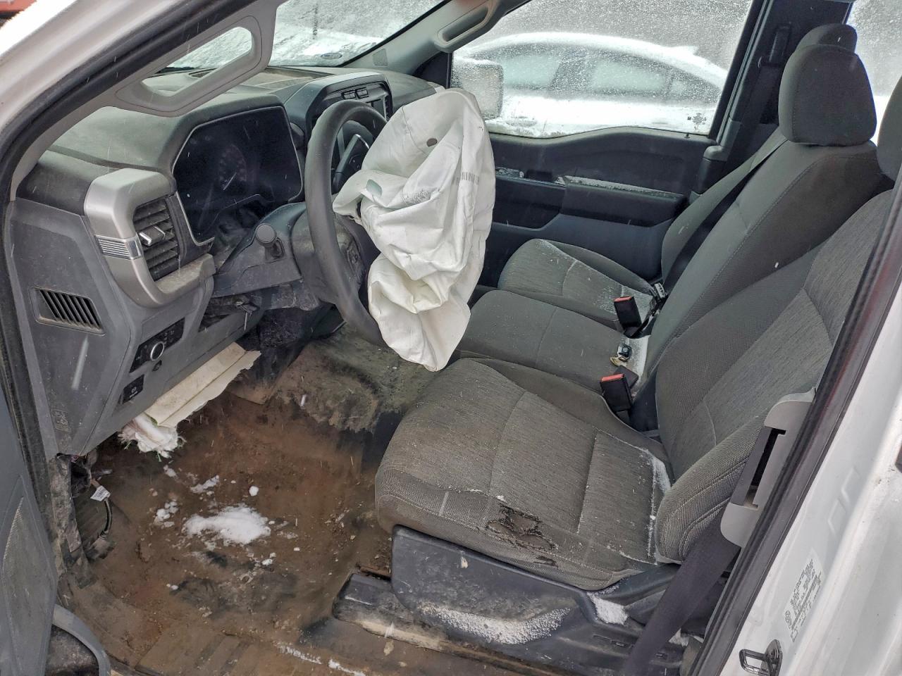 2022 Ford F150 Super Cab - Image 7