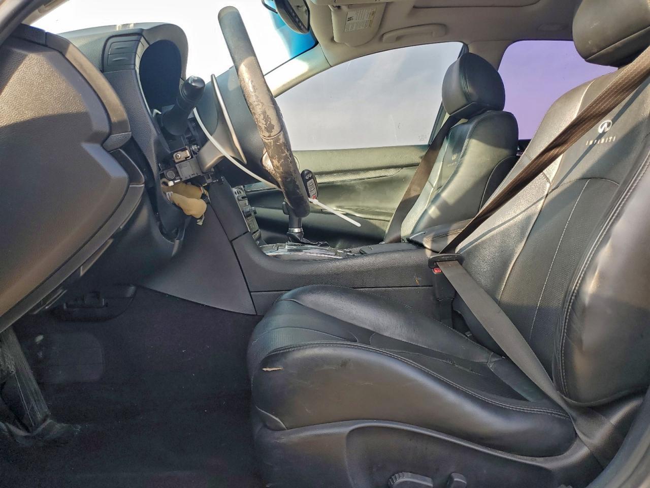 2013 Infiniti G37 Base - Image 7
