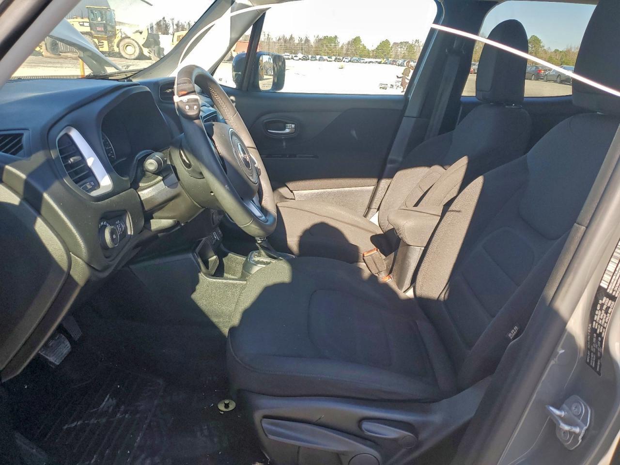 2019 Jeep Renegade Latitude - Фото 7