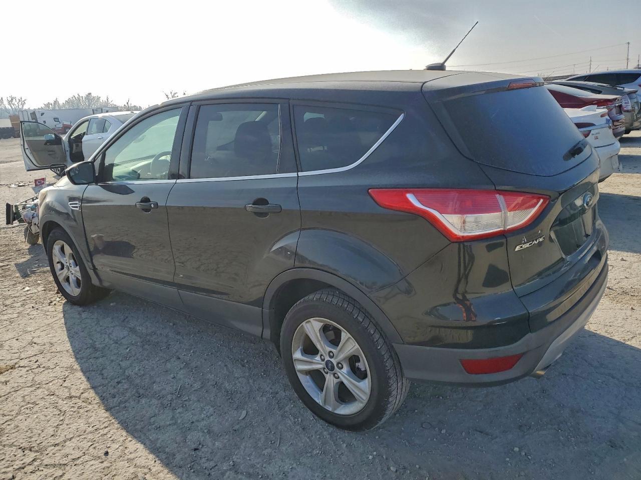 2014 Ford Escape Se - Фото 2