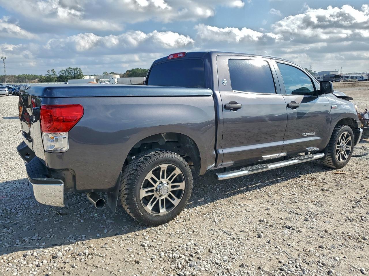 2012 Toyota Tundra Grade - Image 3