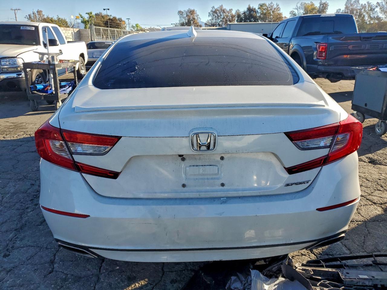 2018 Honda Accord Sport - Image 6