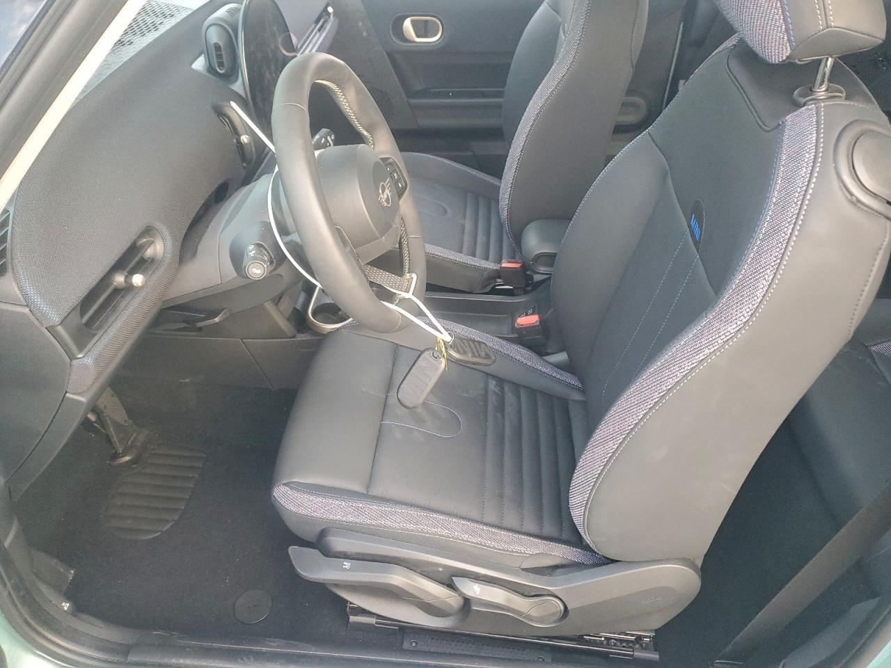 2025 Mini Cooper S - Фото 7