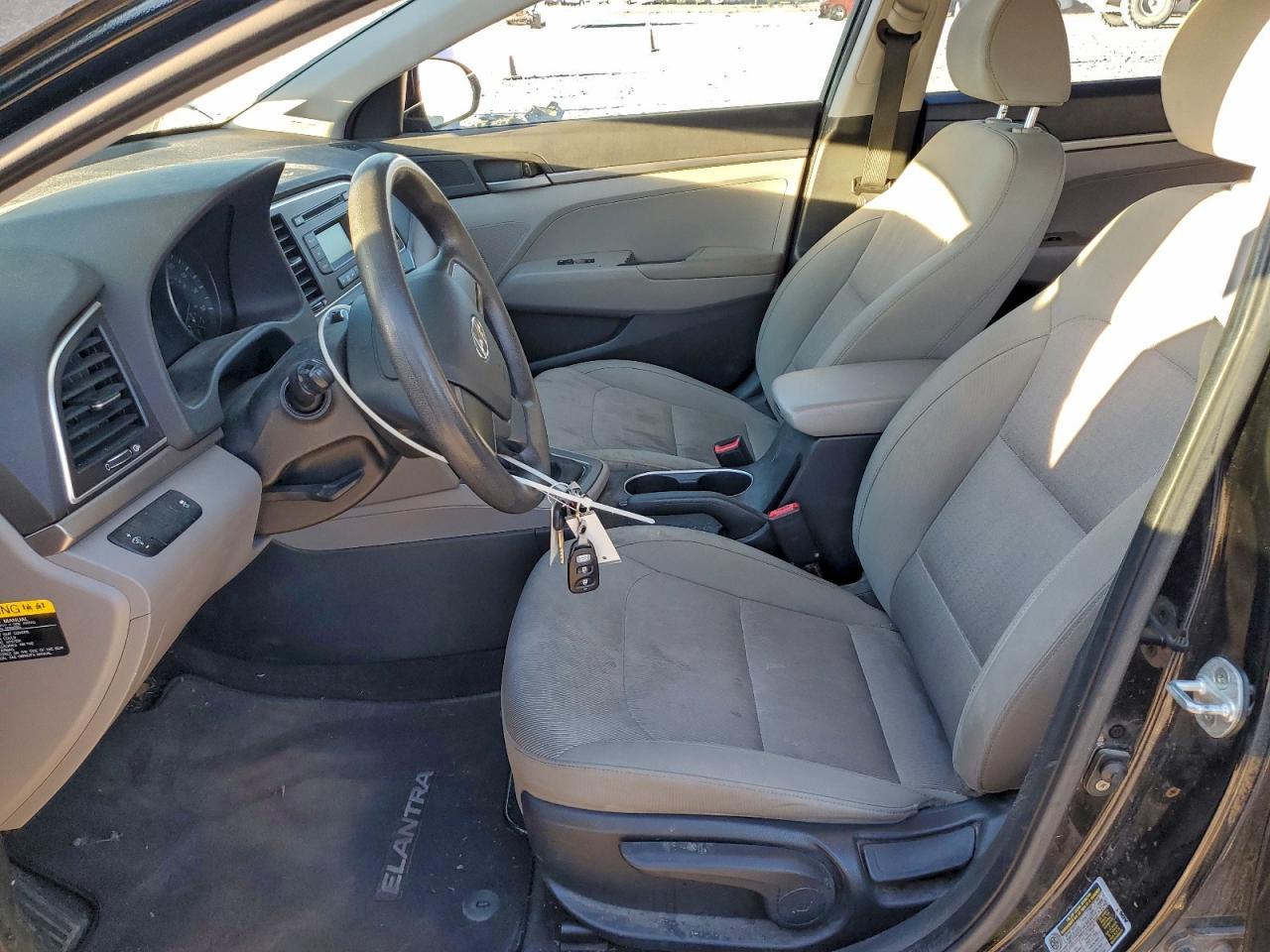 2017 Hyundai Elantra Se - Image 7