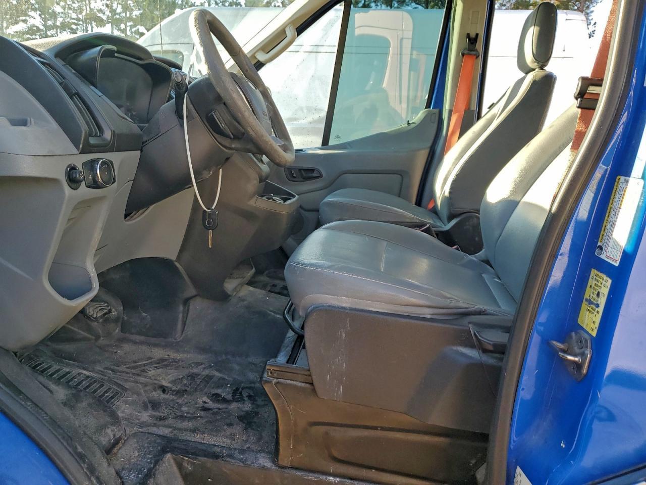 2017 Ford Transit T-250 Delivery Van - Image 7