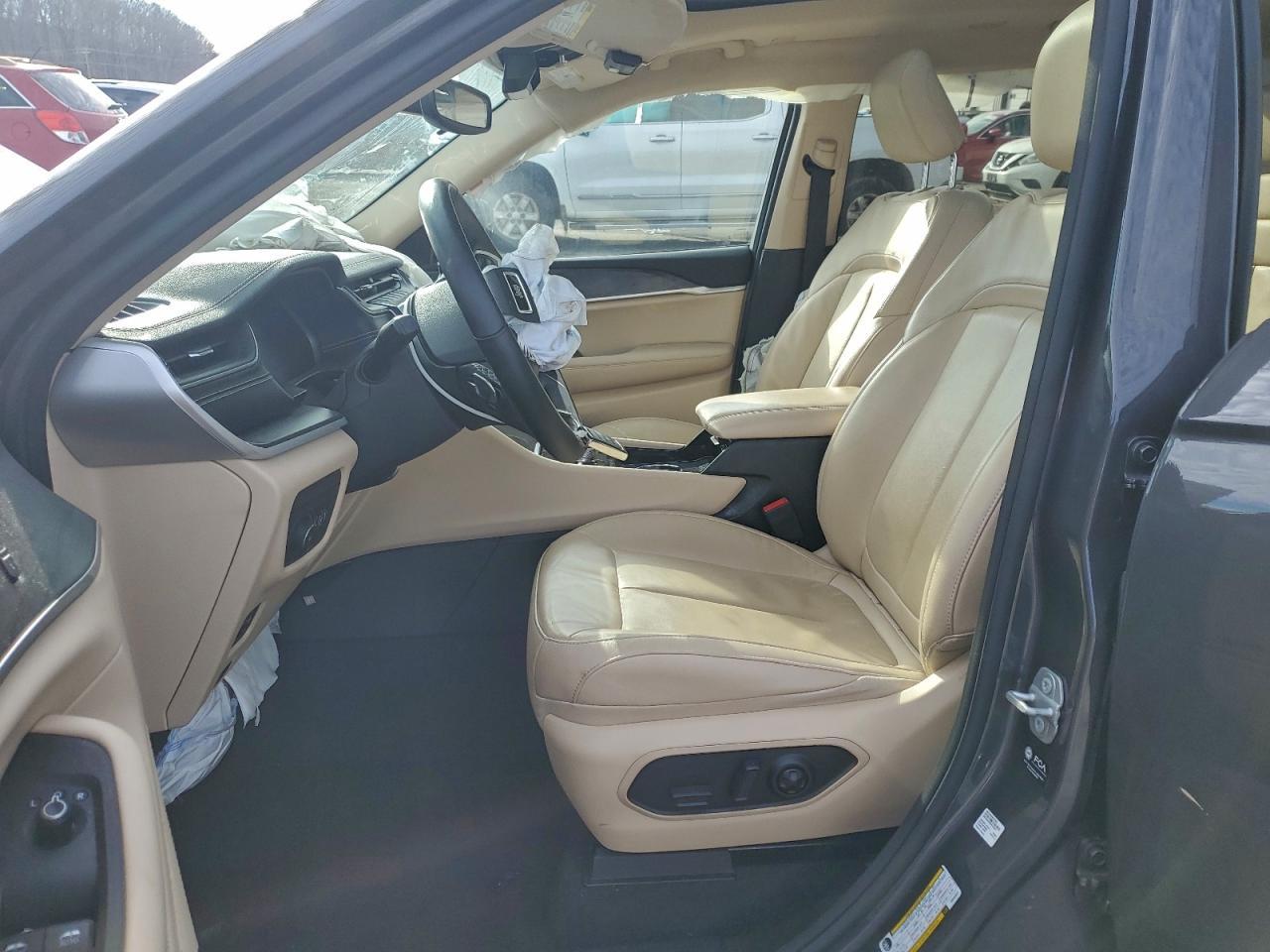 2022 Jeep Grand Cherokee L Limited - Image 7