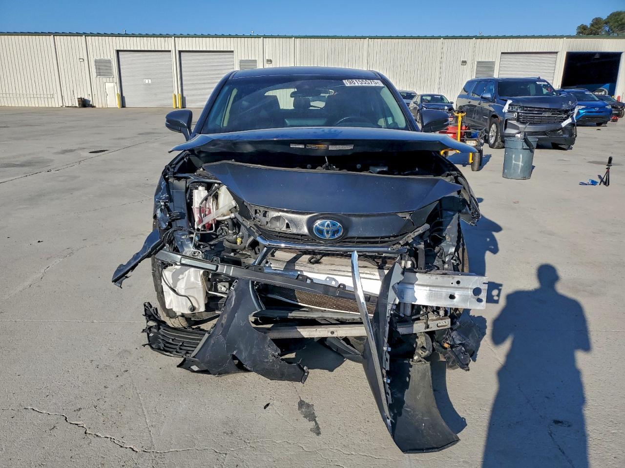 2021 Toyota Venza Le - Фото 5