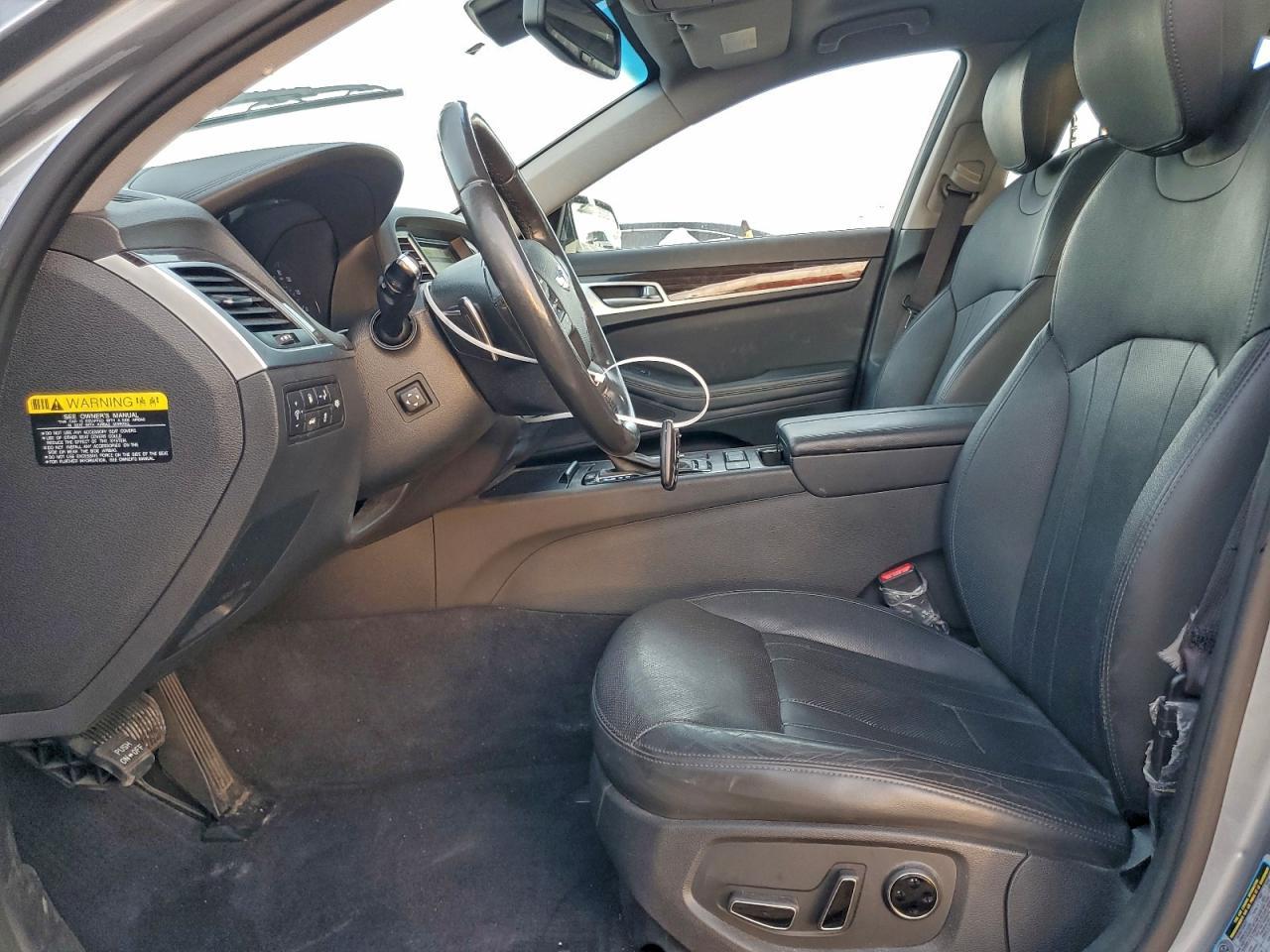 2016 Hyundai Genesis 3.8L - Фото 7