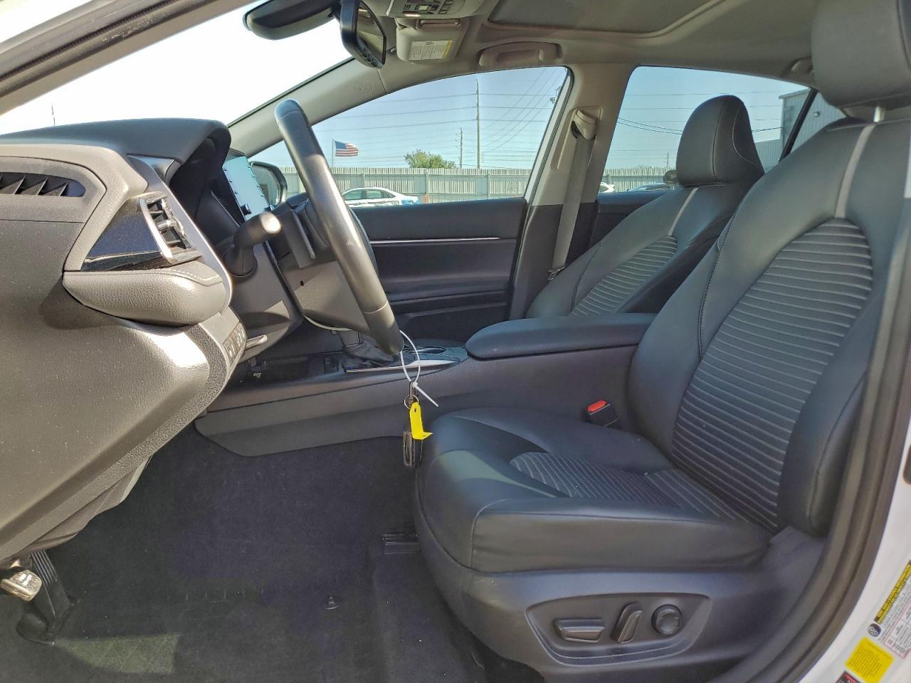 2024 Toyota Camry Se Night Shade - Image 7