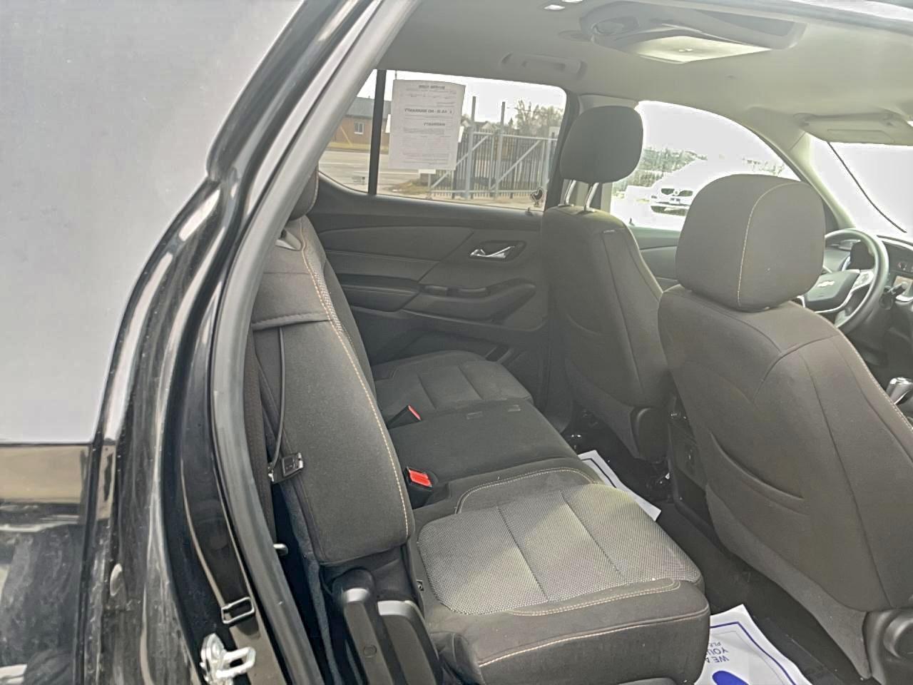 2018 Chevrolet Traverse Ls - Image 6