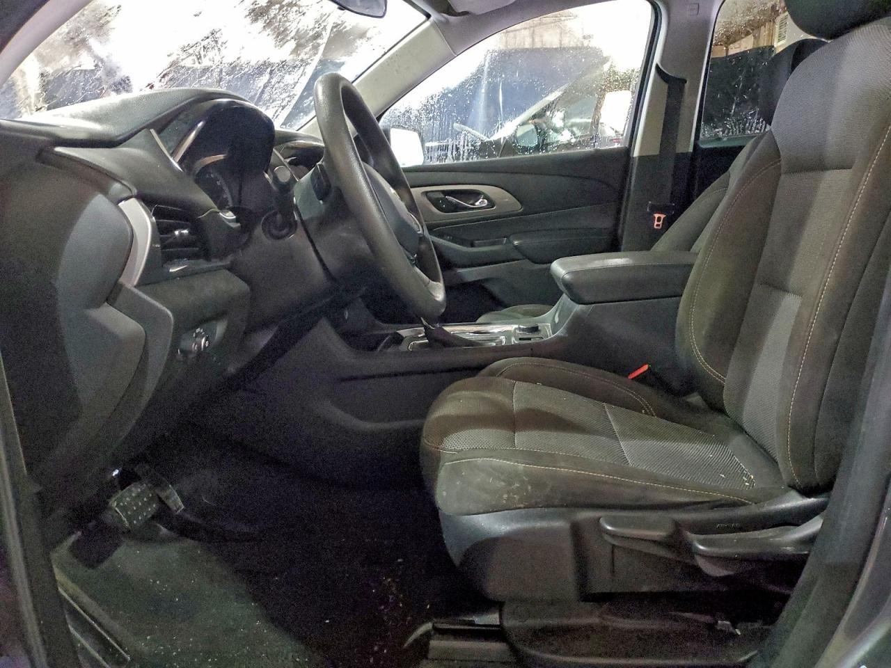 2019 Chevrolet Traverse Ls - Фото 7