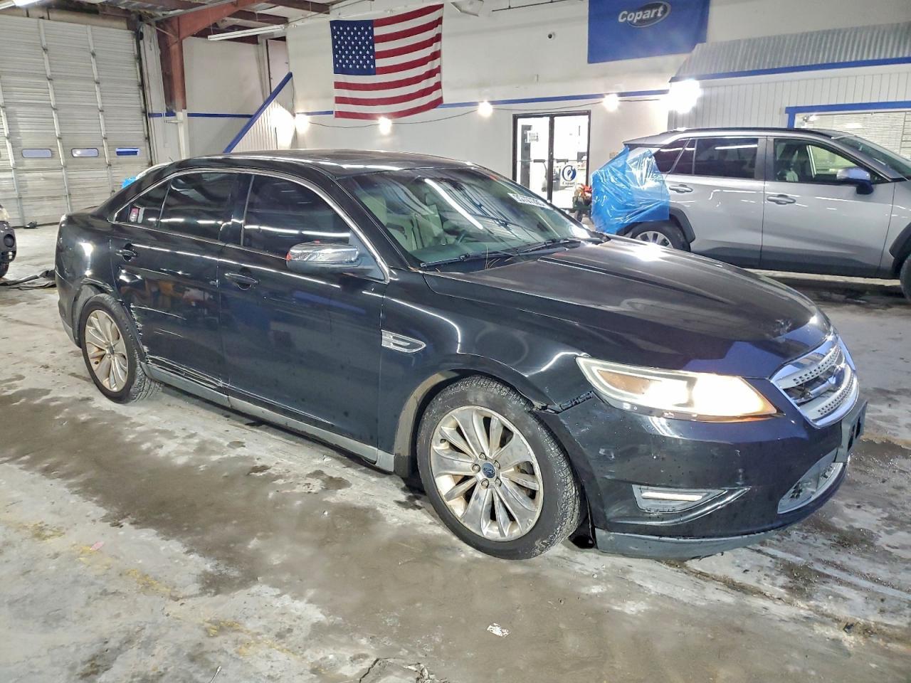 2010 Ford Taurus Limited - Фото 4