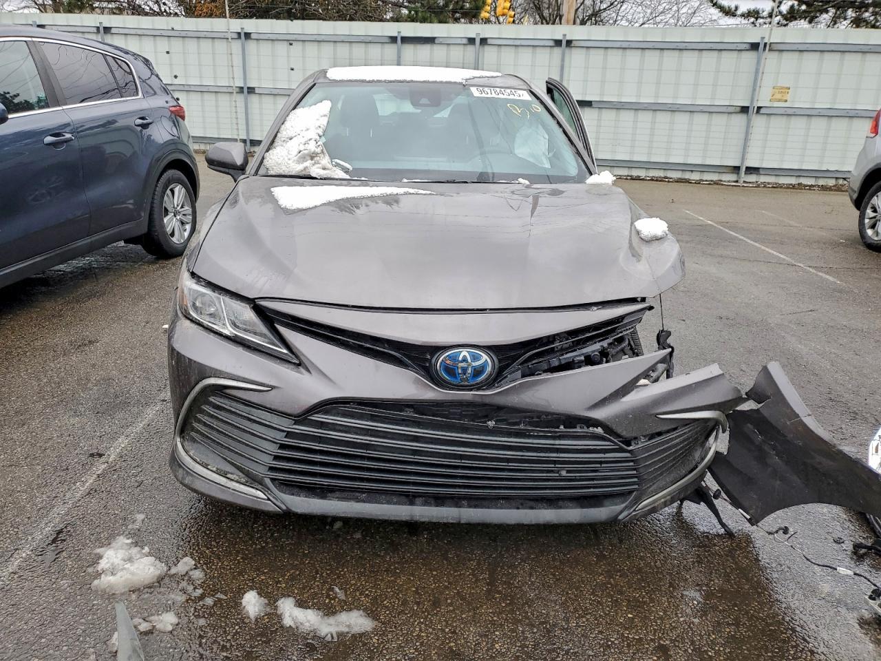 2023 Toyota Camry Le - Фото 5